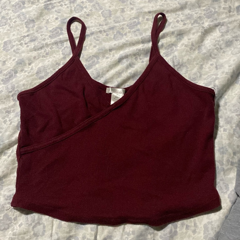 maroon spaghetti strap crop top
